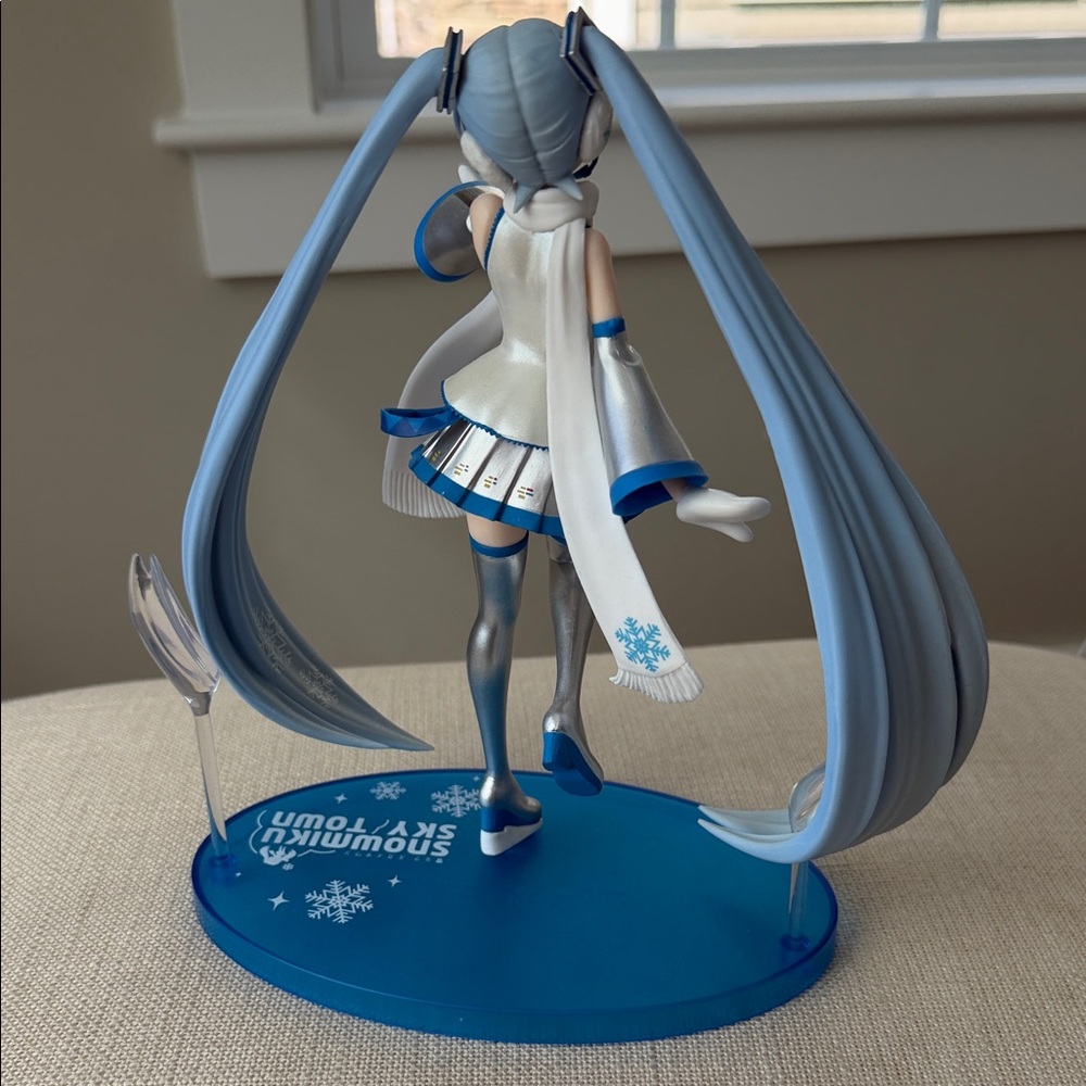 Snow Miku Sky Town Winter Figure - Picture 4 of 10